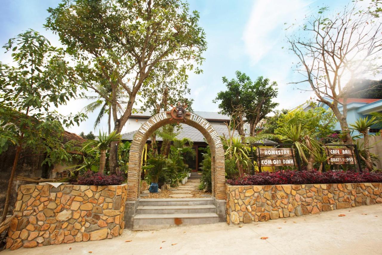 Nha Vuon Thuyen Truong Apartamento Dong Hoi Exterior foto